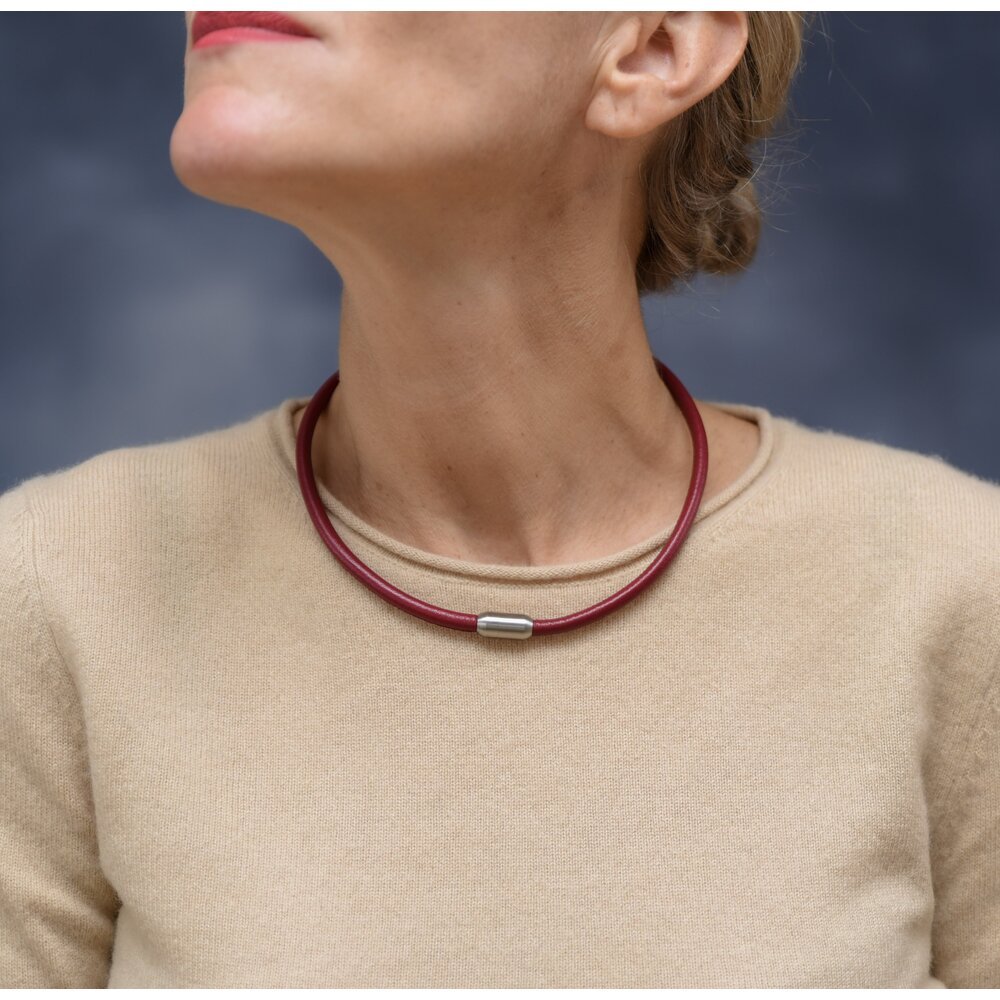 Terra - Deep Red Leather Necklace